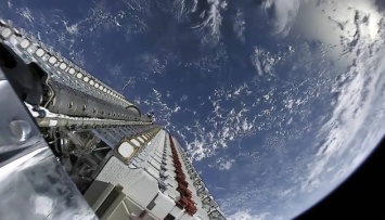 SpaceX вывела в космос новую партию интернет-спутников Starlink