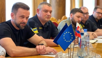 Украинские и словацкие таможенники назвали три шага, чтобы увеличить грузопоток на границе