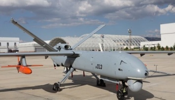 В Турции опробовали высокоскоростной дрон, интегрированный на боевой БПЛА