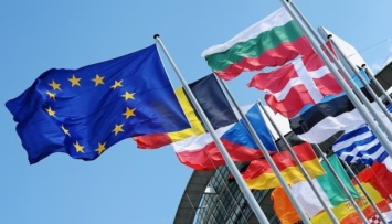 Главы МИД Евросоюза сегодня обсудят дальнейшую поддержку Украины