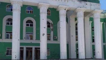На Луганщине захватчики разрушили более 60 учреждений и памятников культуры - Гайдай