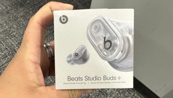 Новые наушники Beats Studio Buds+ в прозрачном дизайне уже завезли в магазины
