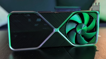 Wccftech: сначала выйдет GeForce RTX 5080, потом - RTX 5090