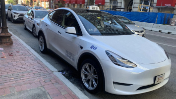 Tesla начала испытания роботакси в Остине без водителей в салоне