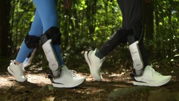 Роботизированные кроссовки за $4500: на CES 2026 показали Sidekick, усиливающие шаг человека